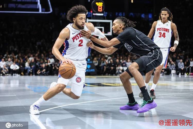 坎宁安两双杜伦16+18 阿伦33+5活塞主场逆转太阳