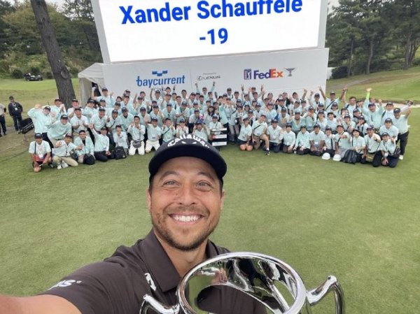 九游娱乐平台 湾流精英赛谢奥菲勒夺年度首胜 麦克卡蒂错过58杆